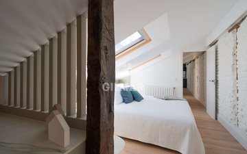 Property slide 20