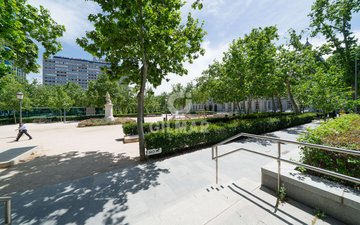 Property slide 40