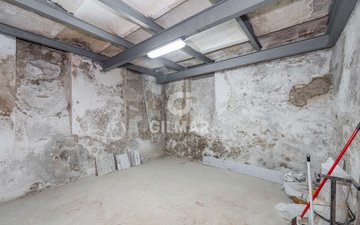 Property slide 6