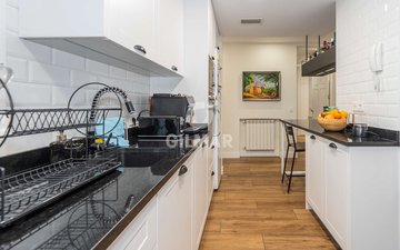 Property slide 16