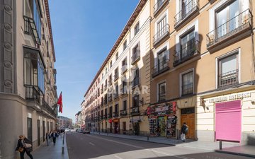 Property slide 30