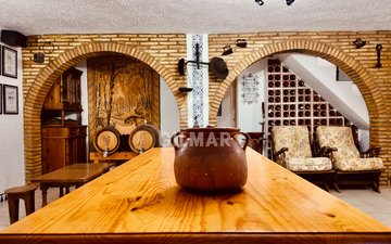 Property slide 25