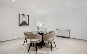 Property slide 44