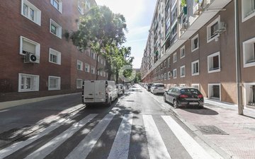 Property slide 25
