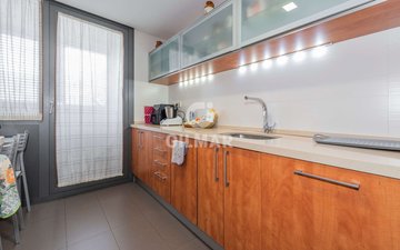 Property slide 20