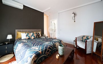 Property slide 25