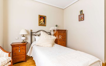 Property slide 22