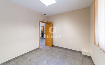 Property slide 10