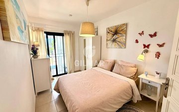 Property slide 19