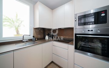 Property slide 19