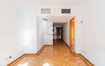 Property slide 32