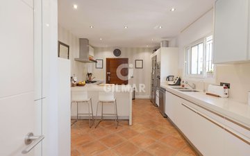 Property slide 30
