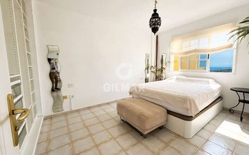 Property slide 5