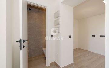 Property slide 30