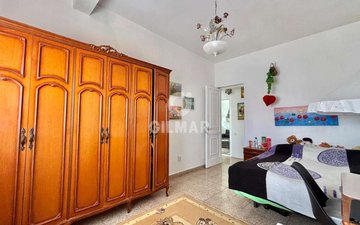 Property slide 28