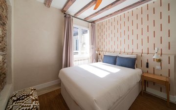 Property slide 25