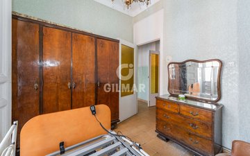 Property slide 24