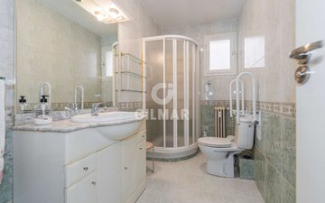 Property slide 22