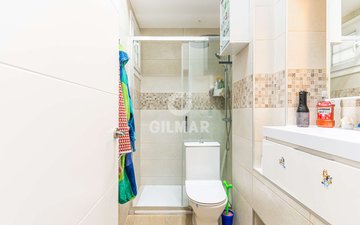 Property slide 21