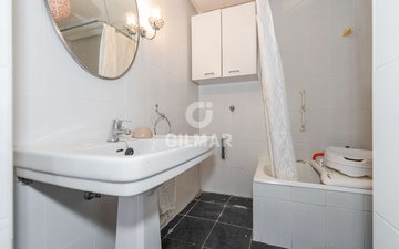 Property slide 18