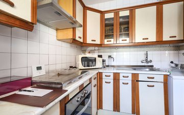 Property slide 46