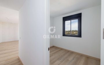 Property slide 23