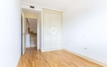Property slide 23