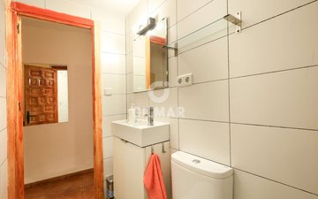Property slide 21