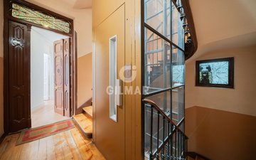 Property slide 17