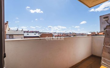 Property slide 22