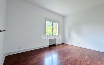 Property slide 35
