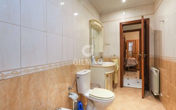 Property slide 44