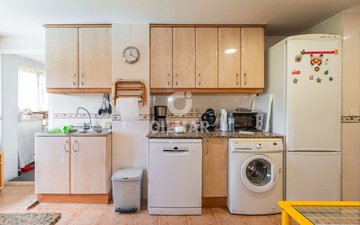 Property slide 21