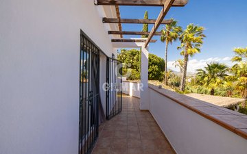 Property slide 45