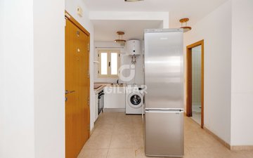 Property slide 14
