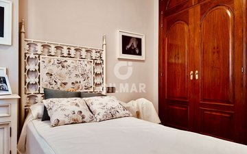 Property slide 21