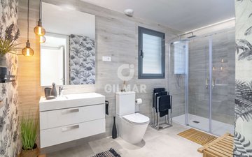 Property slide 18