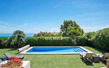 Property slide 24