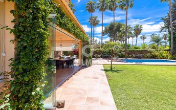 Property slide 17