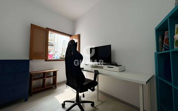 Property slide 16