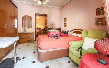 Property slide 37
