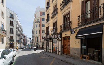 Property slide 22