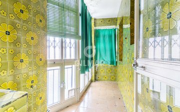 Property slide 12