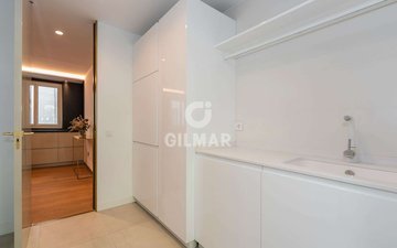 Property slide 39