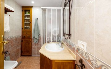 Property slide 23