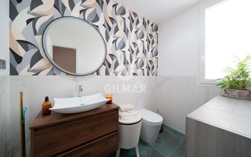 Property slide 21