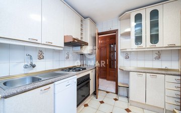 Property slide 16