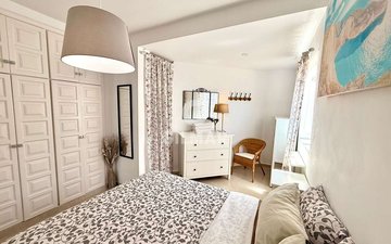 Property slide 16