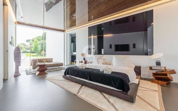 Property slide 31