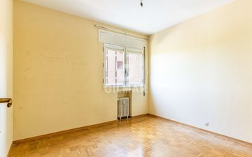 Property slide 23